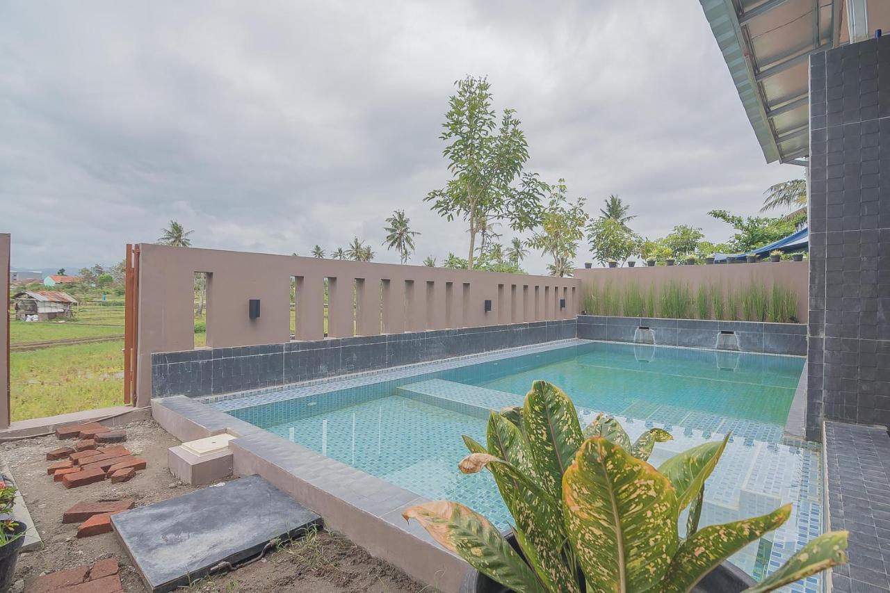 RedDoorz Hostel @ Grand Pangandaran Buitenkant foto