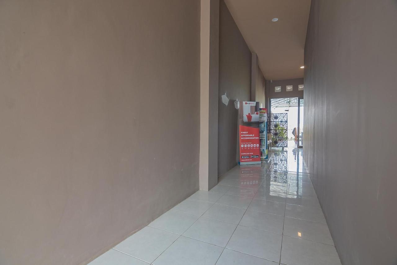 RedDoorz Hostel @ Grand Pangandaran Buitenkant foto